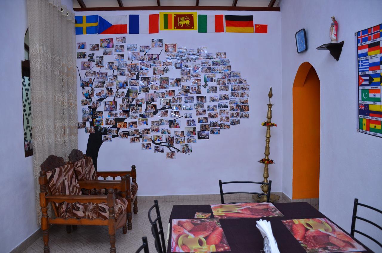 Lilly Palace Villa Guest House Negombo Bagian luar foto
